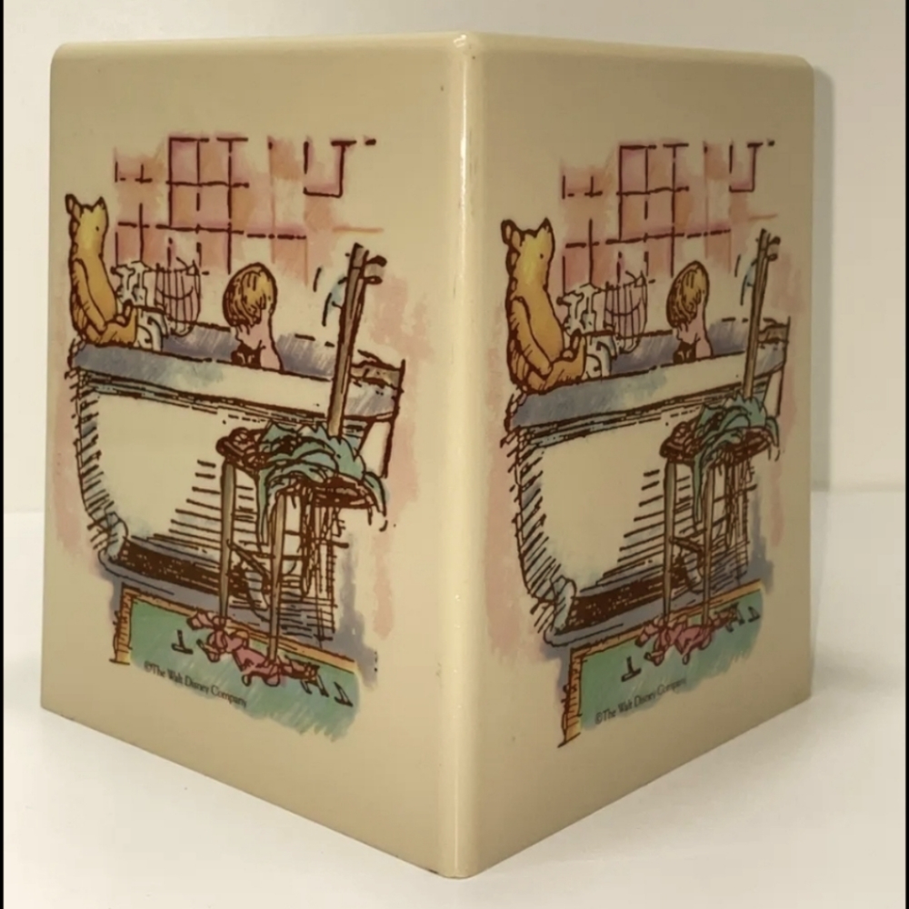 Vintage Winnie the Pooh kleenex box cover.